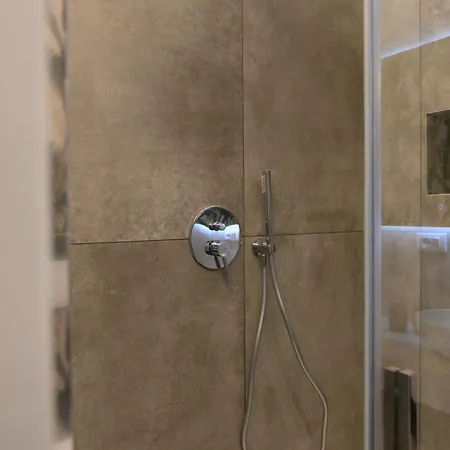 Bianca Elegance La Spezia